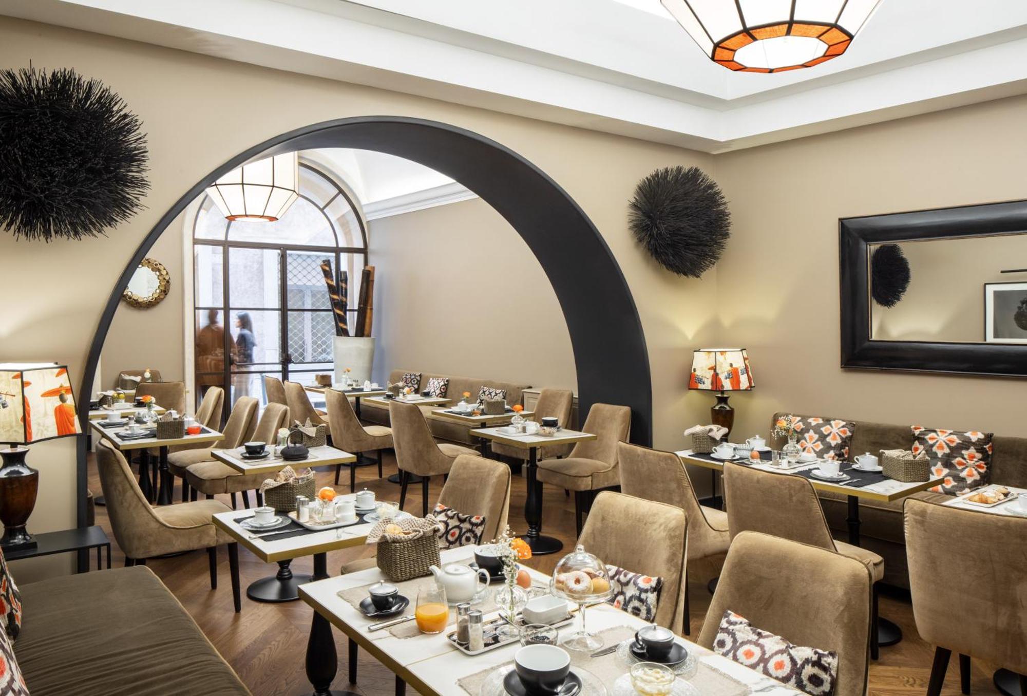 Hotel Adriano Rooftop 3*