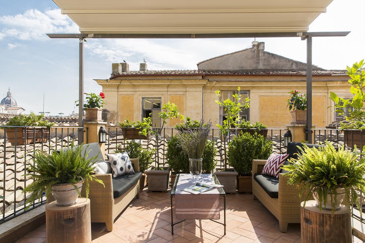 Adriano Rooftop 3*